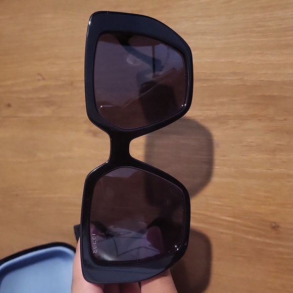 AUTHENTIC REAL Gucci Sunglasses - Picture 2 of 8